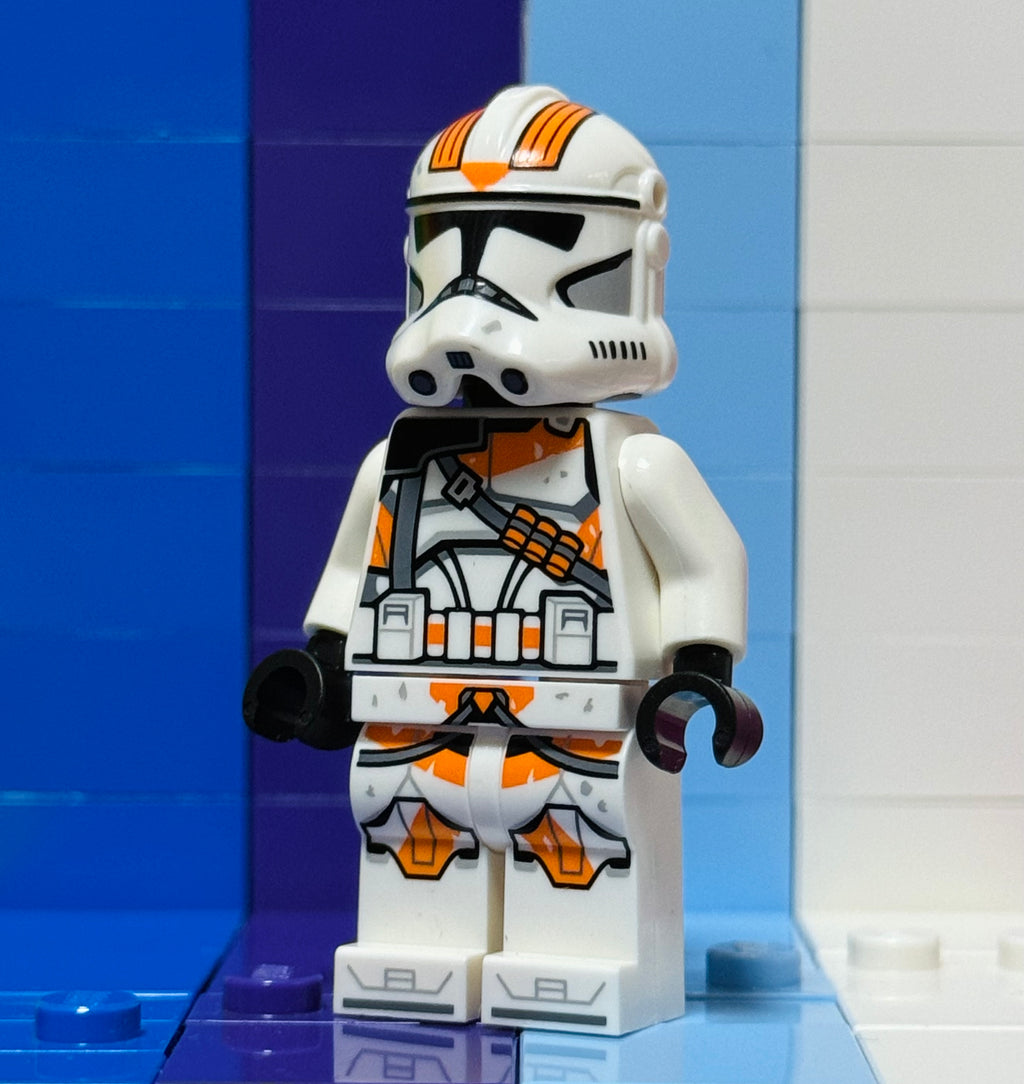 Orange Heavy Trooper Weathered 2024 Version (Official Helm)