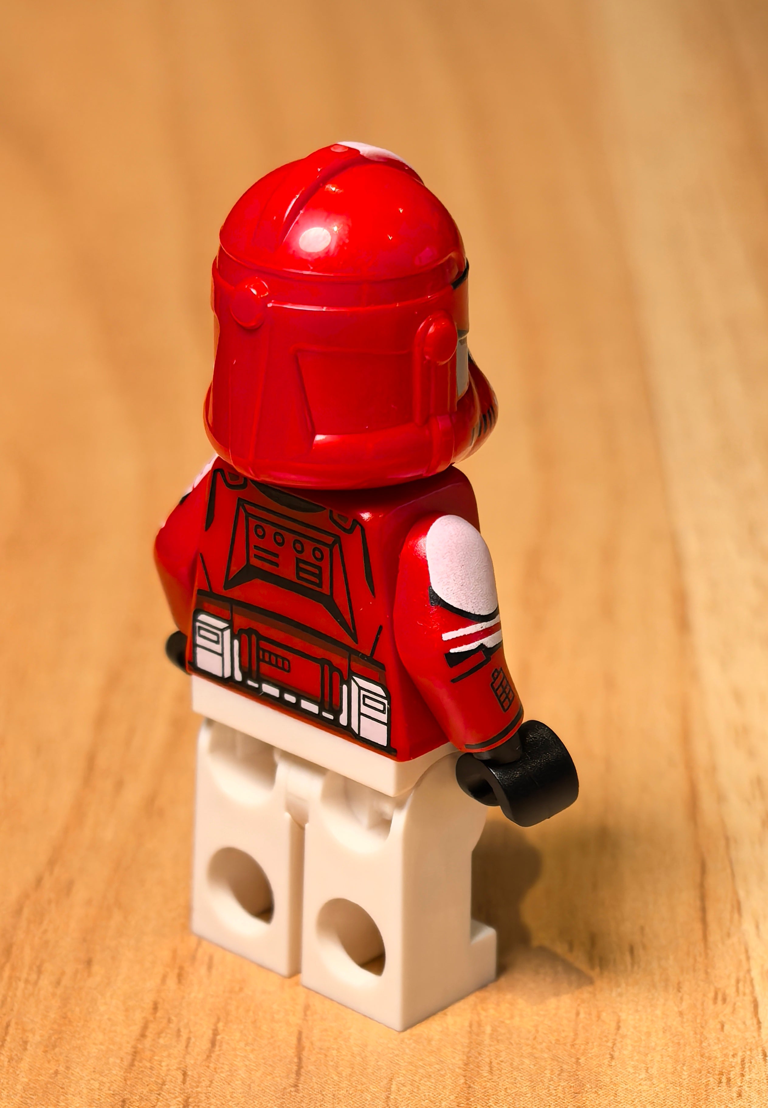 Commander Red (Official Helm)
