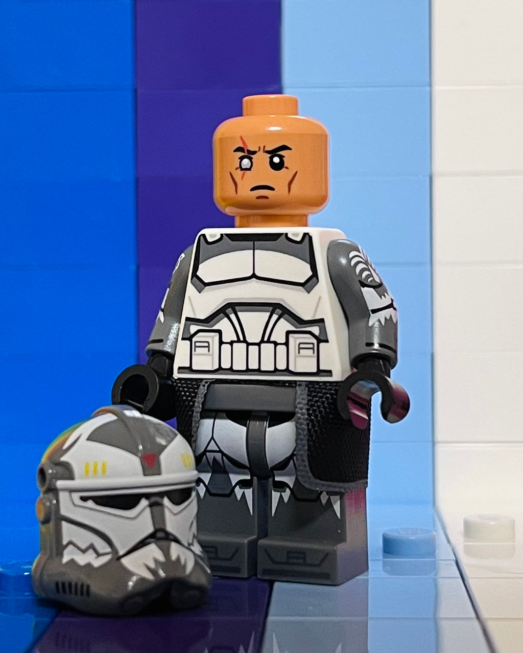 Commander Howl V3 2024 (Official Helm)