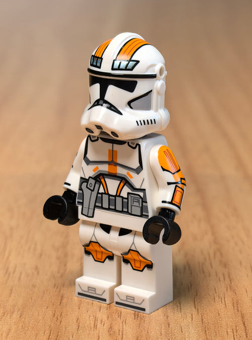 Commander Orange Cartoon Style (Official Helm)