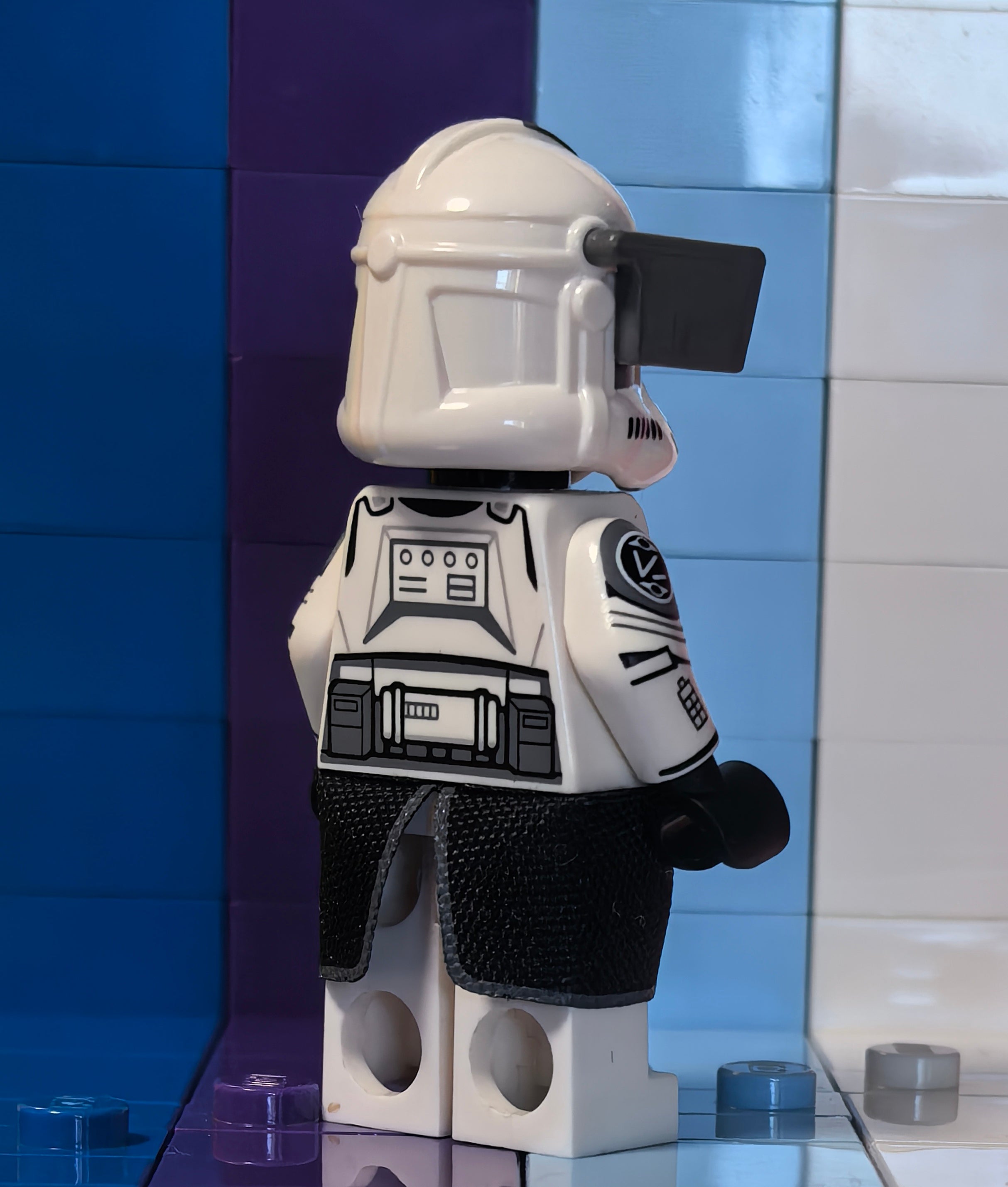 Gray Guard Commander 2024 Version (Official Helm)