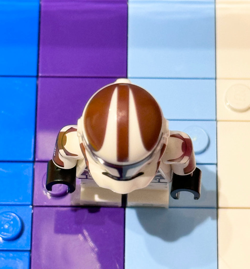 Brown Commander