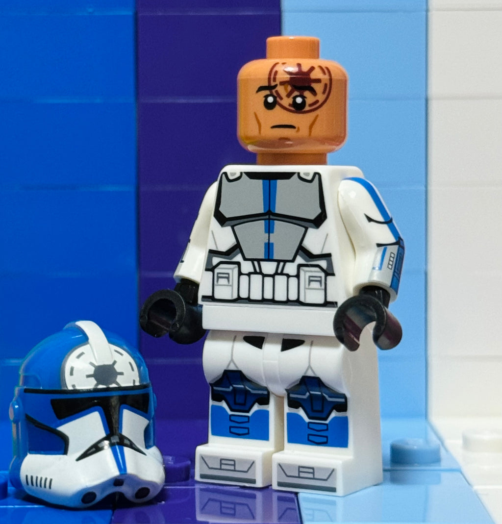 Advanced Logo Loyalist V2 2024 (Replica Helm)