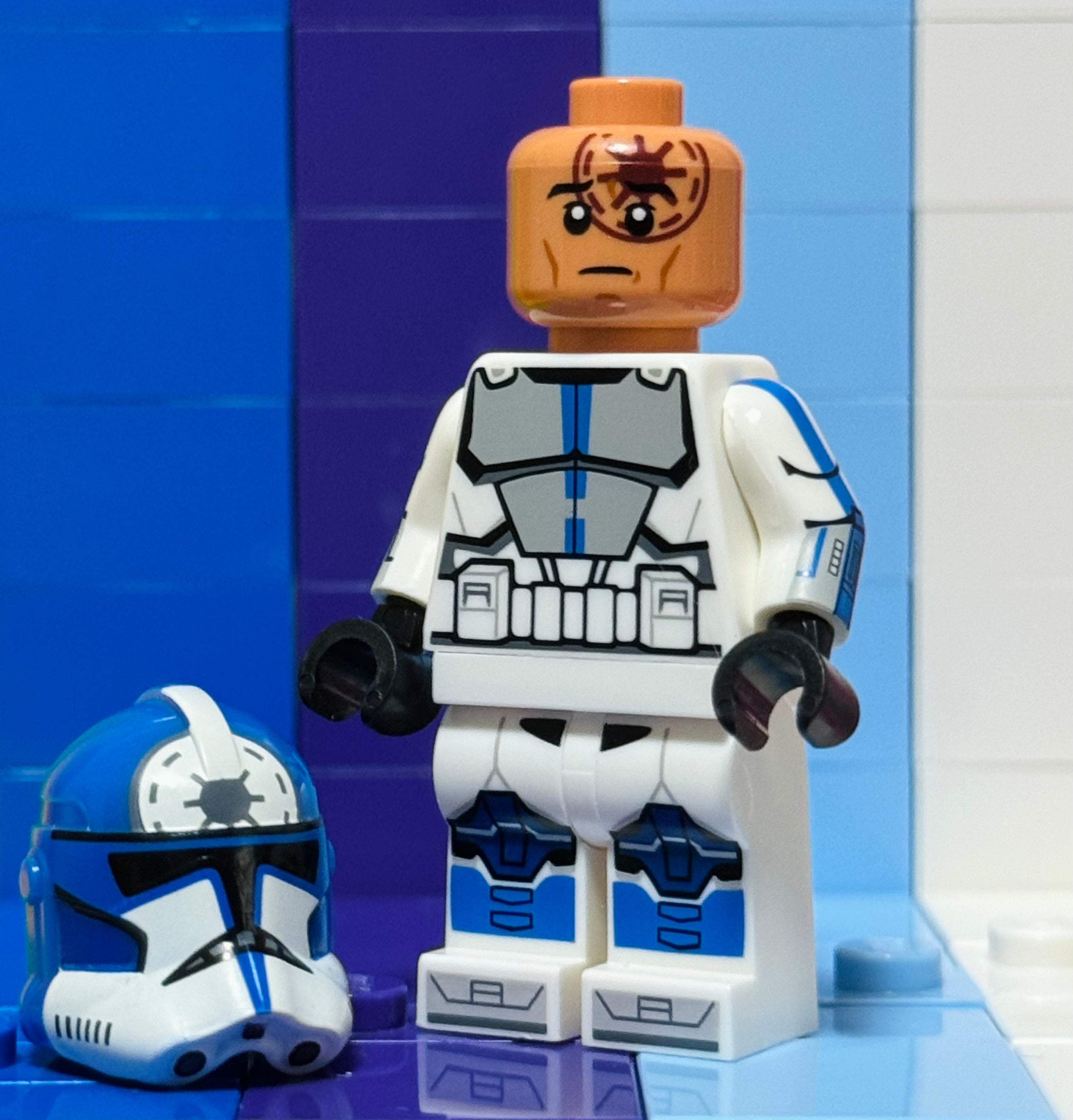 Advanced Logo Loyalist V2 2024 (Replica Helm)