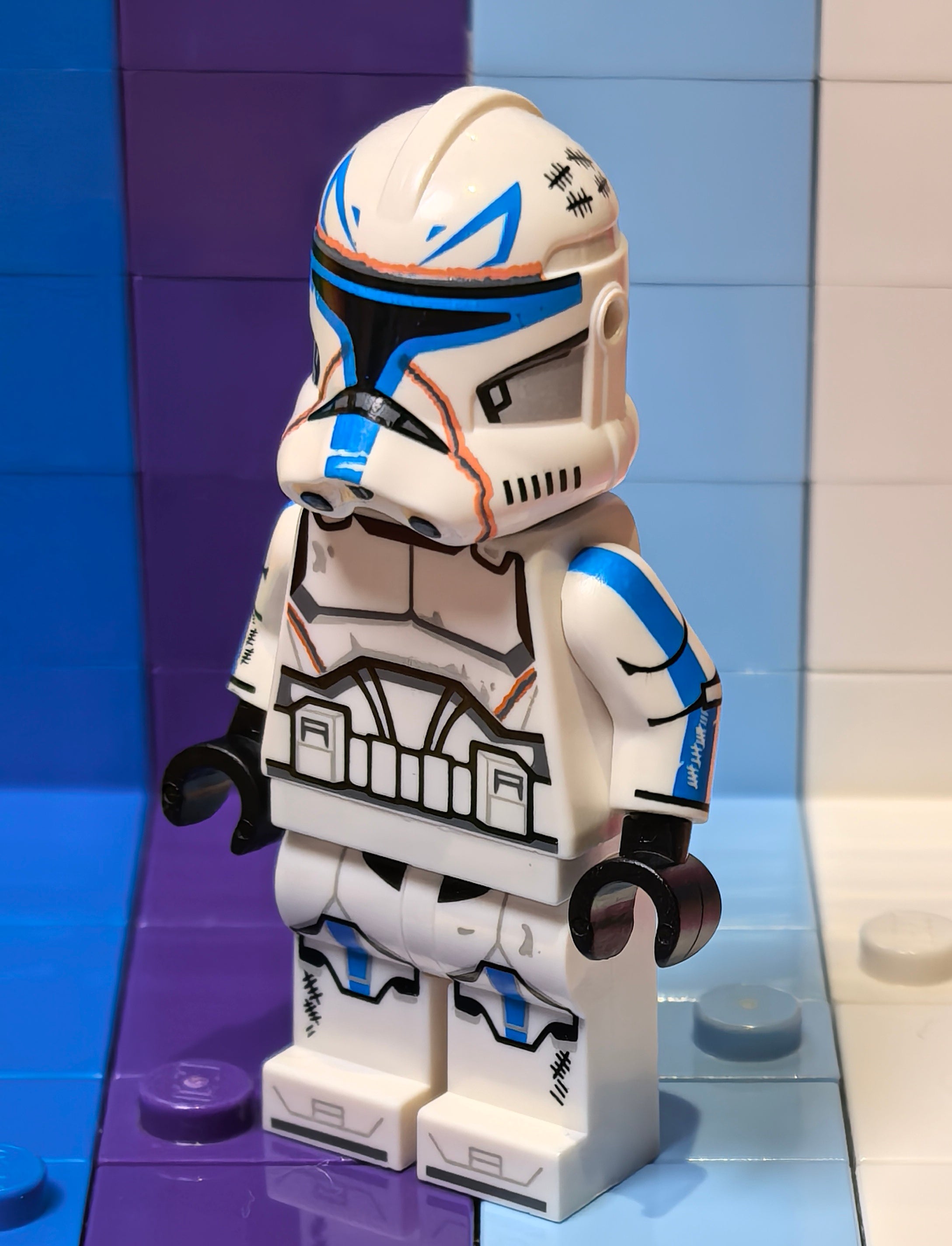 Rogue Blue Captain (Replica Helm)