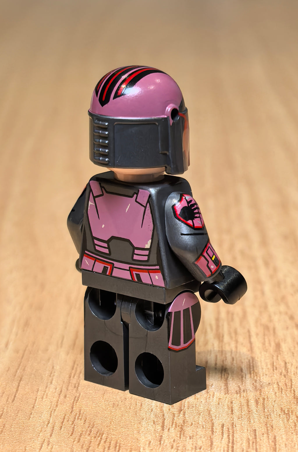 Shadow Syndicate Lady (Official Helm)