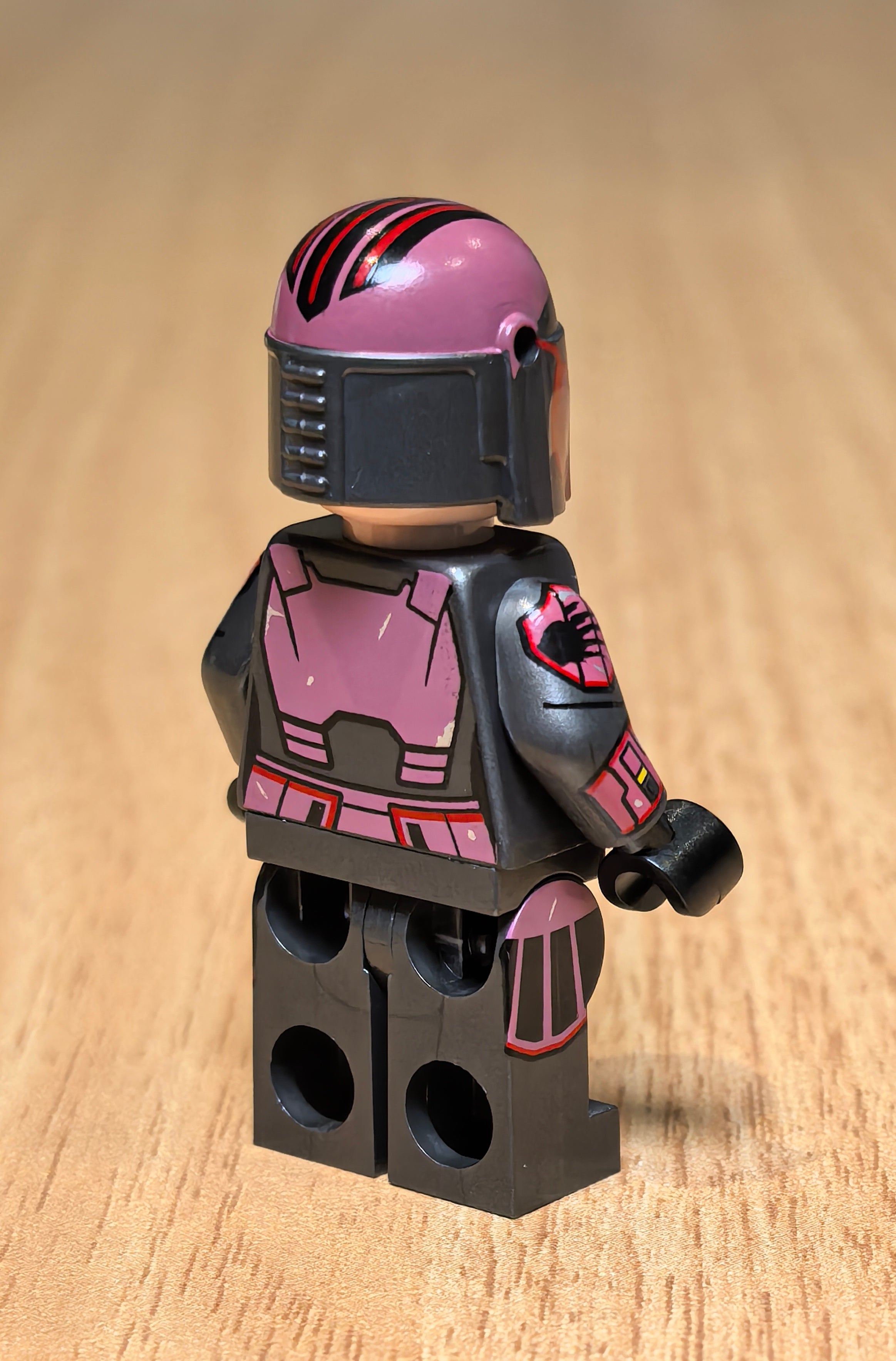 Shadow Syndicate Lady (Official Helm)