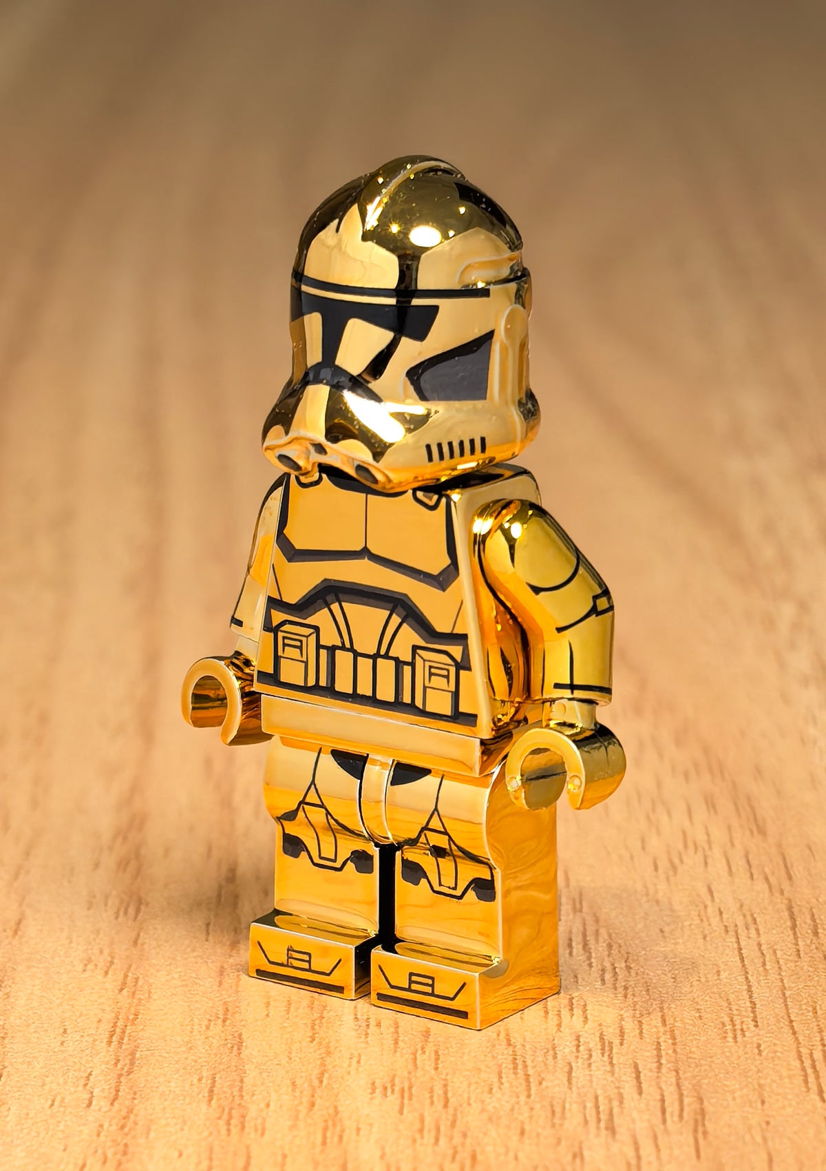 Gold Shiny Troopers (Replica Helm)