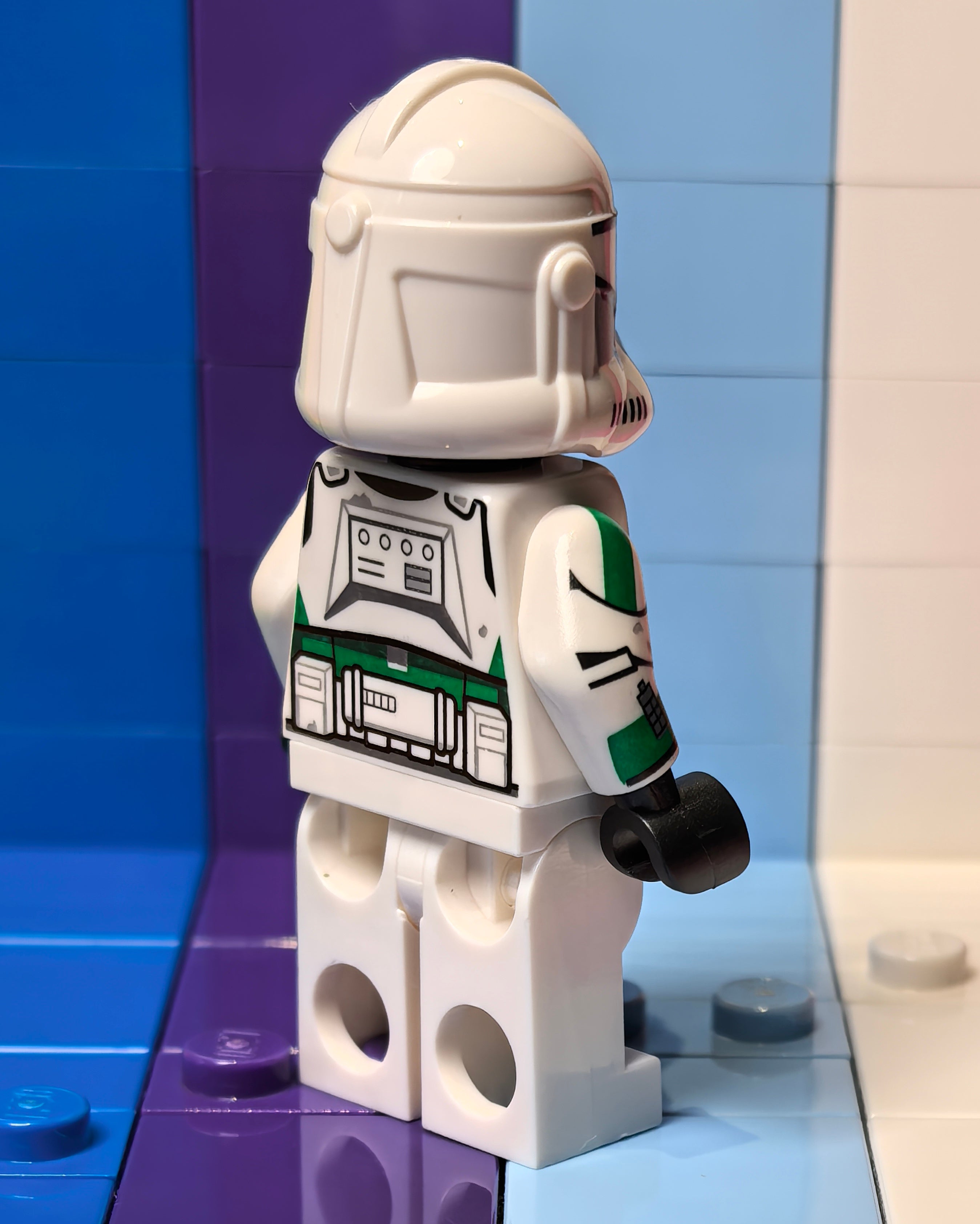 Rogue Green Trooper (Official Helm)