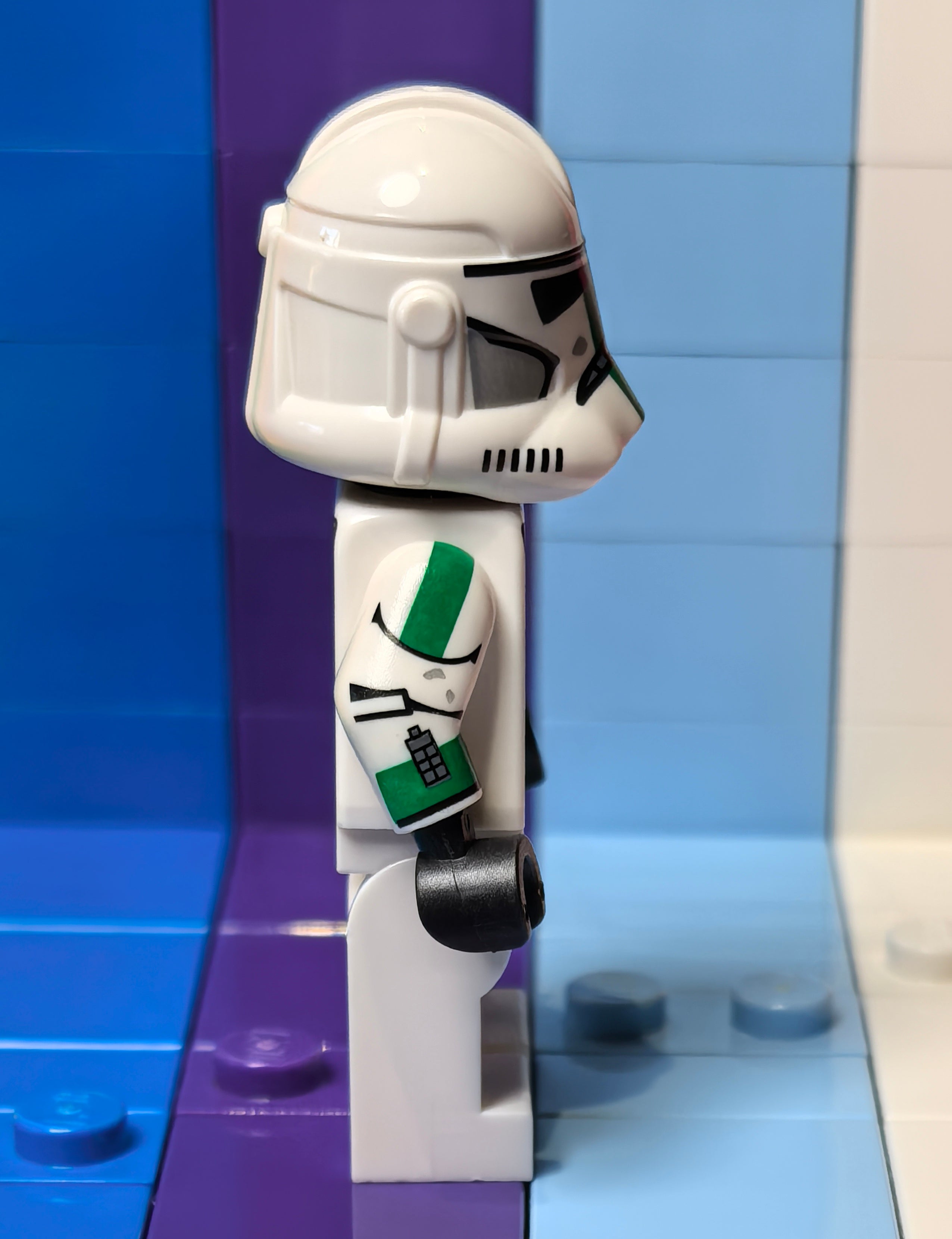 Rogue Green Trooper (Official Helm)