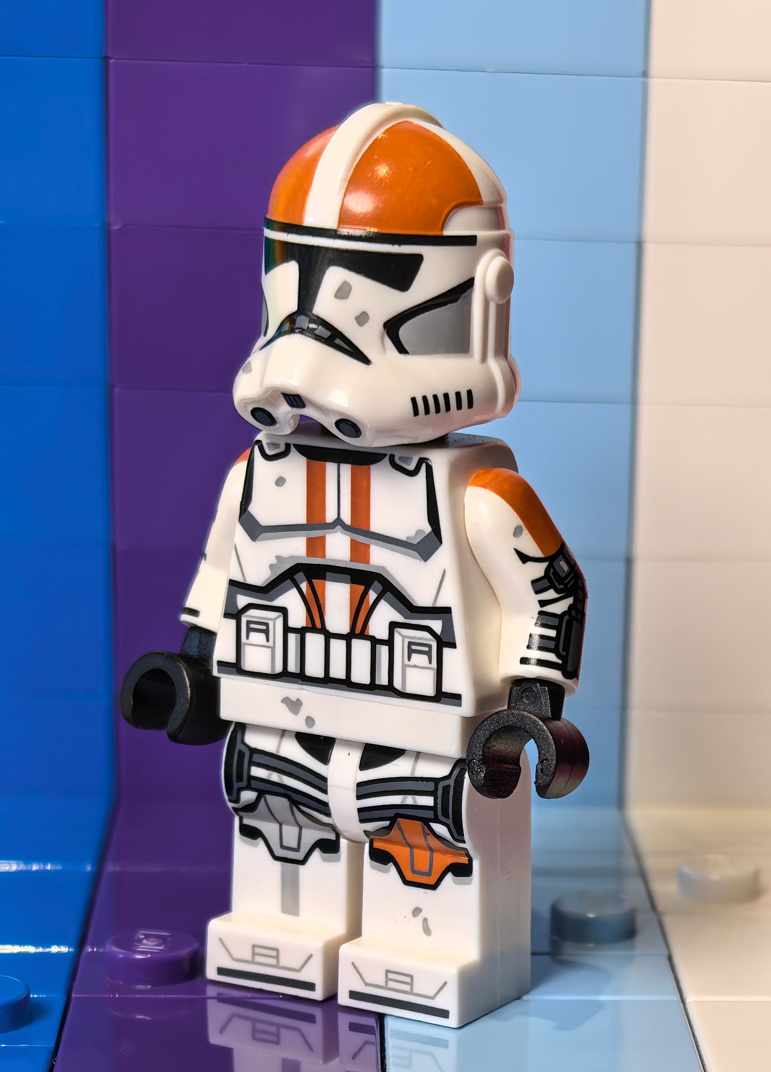 Rogue Orange Trooper (Official Helm)