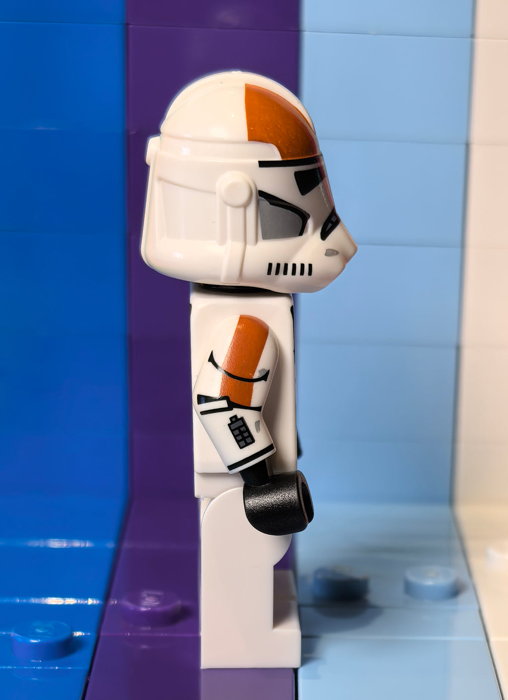 Rogue Orange Trooper (Official Helm)