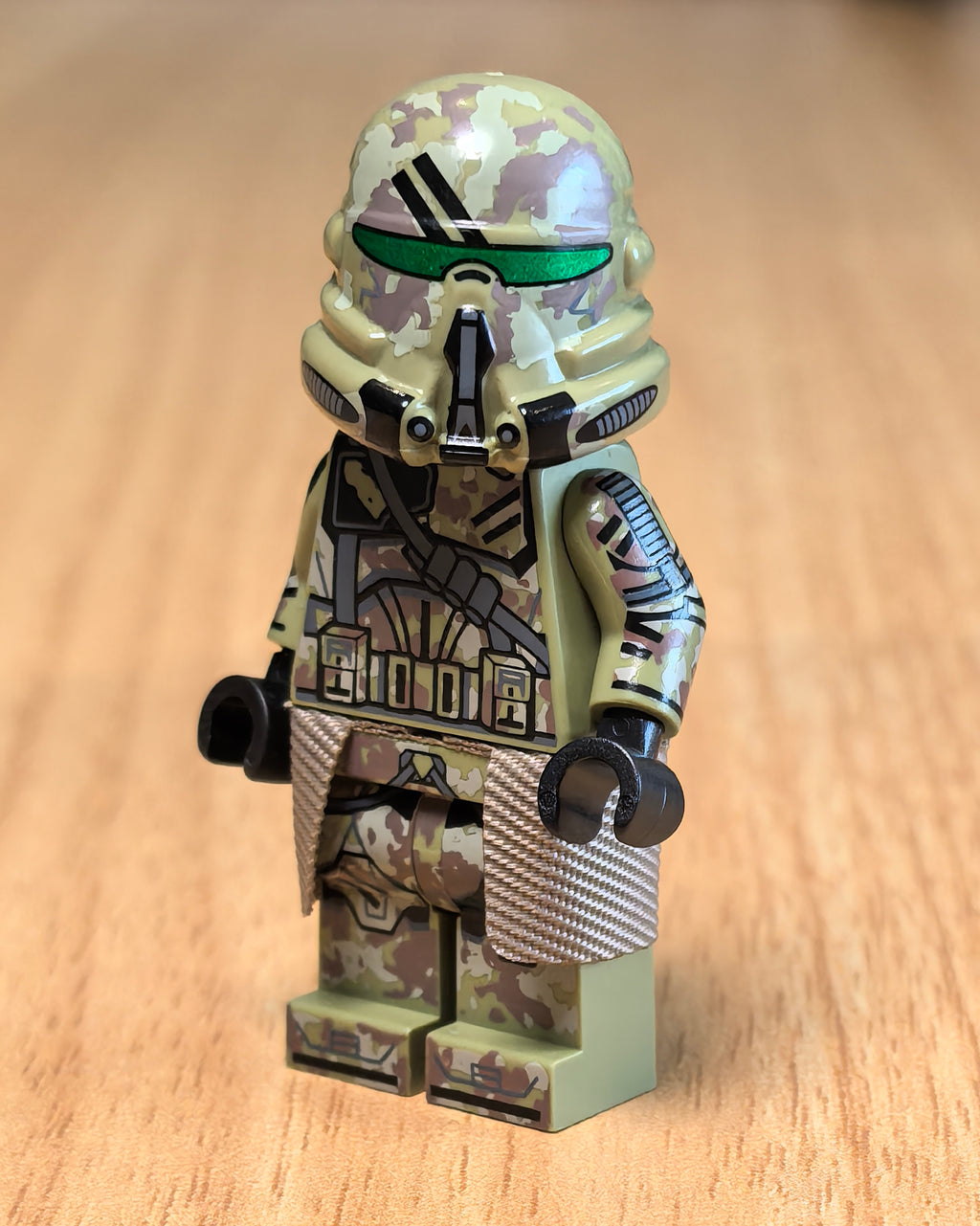 Camo Paratrooper (Replica Helm)