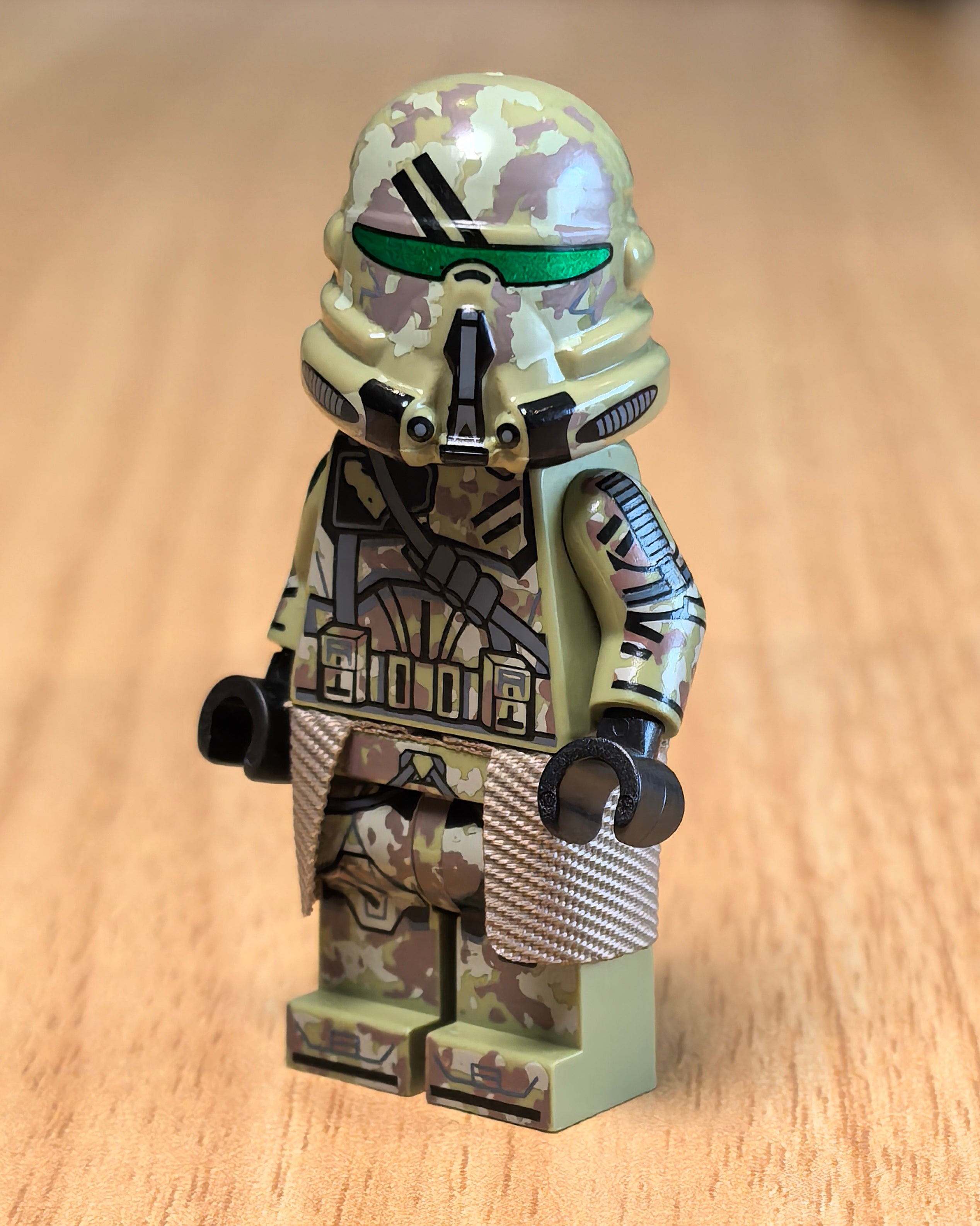 Camo Paratrooper (Replica Helm)