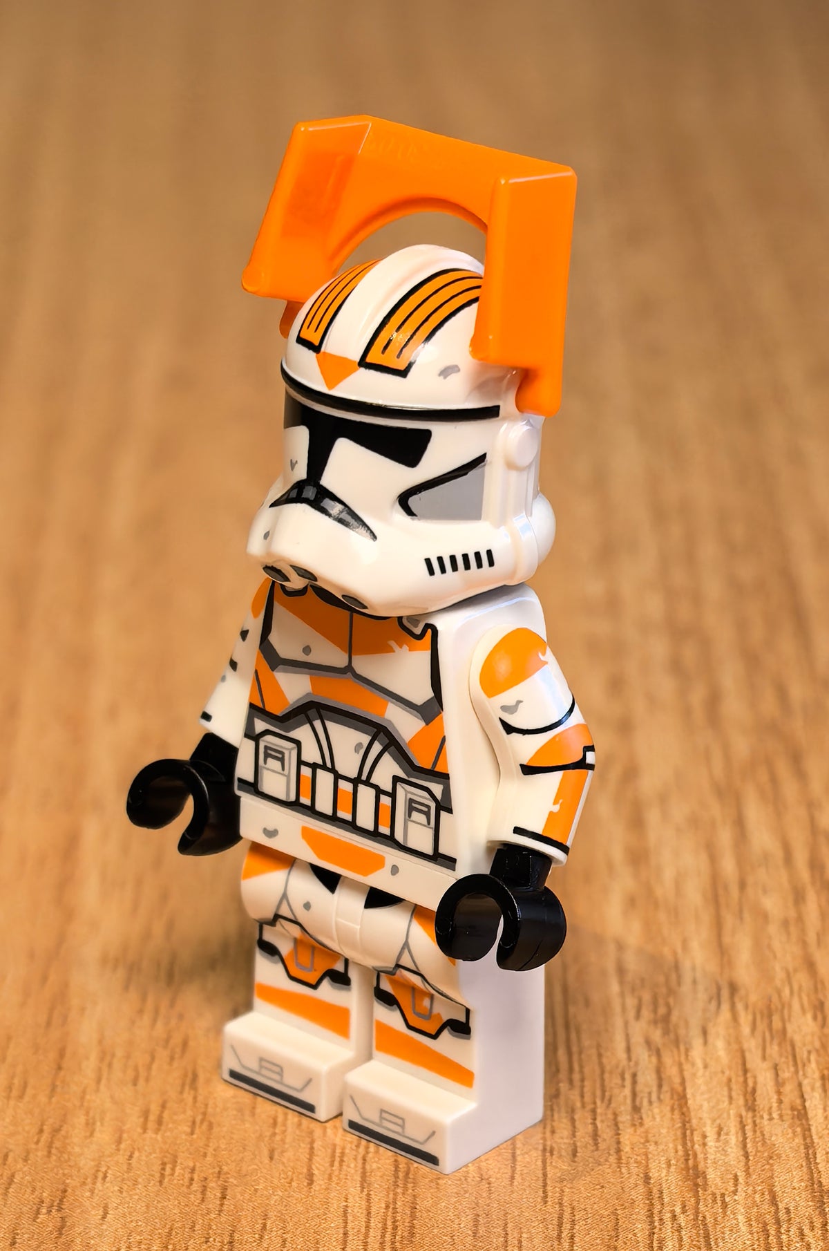 Weathered Orange Heavy Trooper (Official Helm)