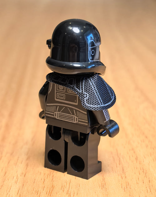 Black Specialist (Official Helm)