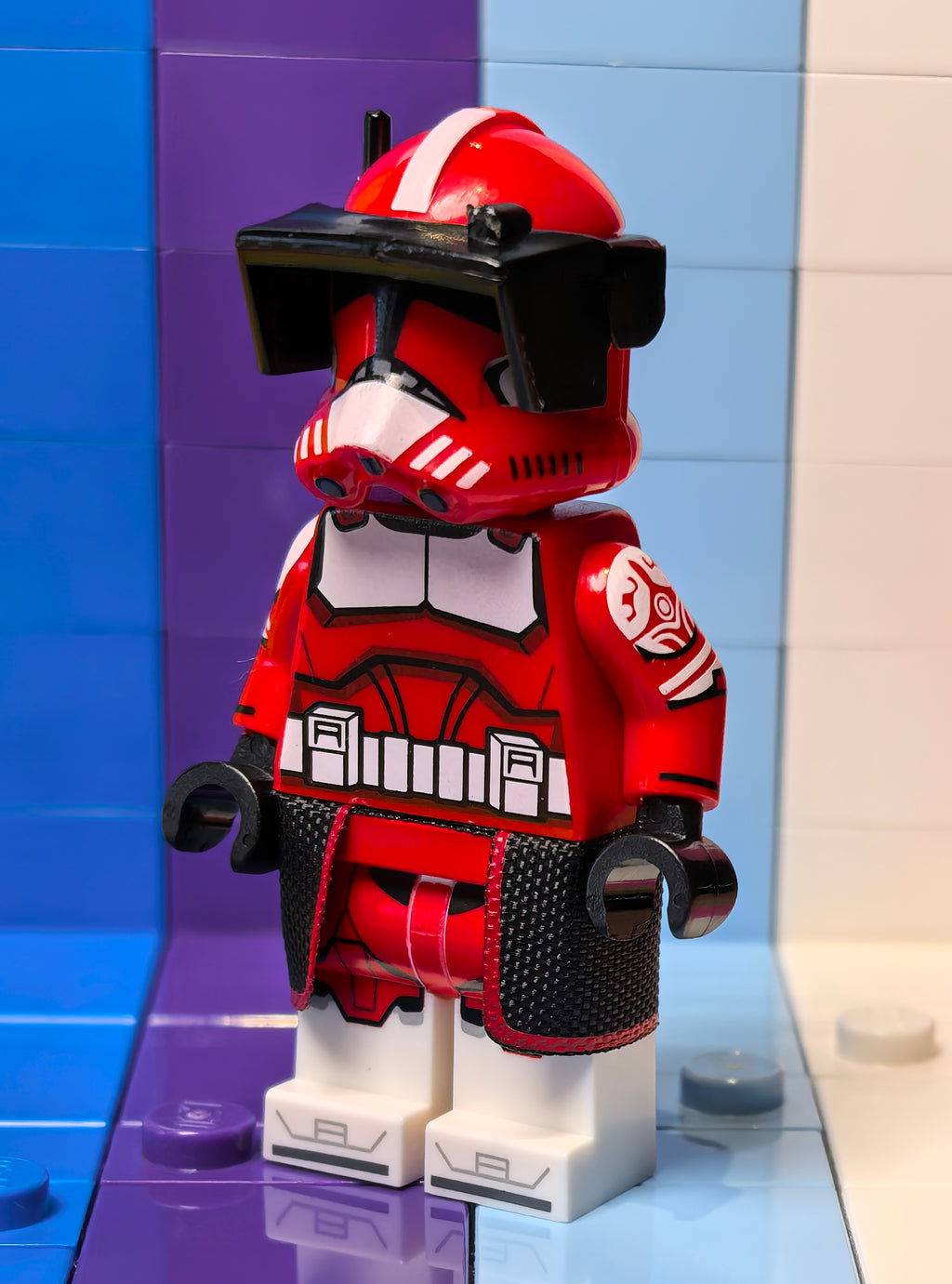 Commander Red (Replica Helm)