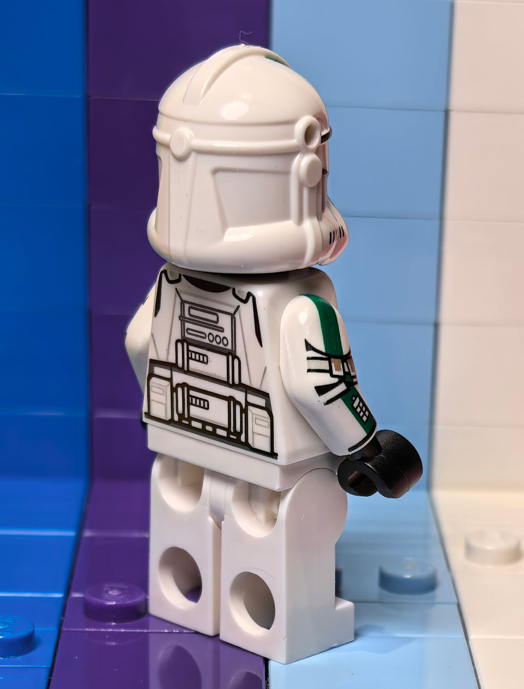 Commander Green Stripe
