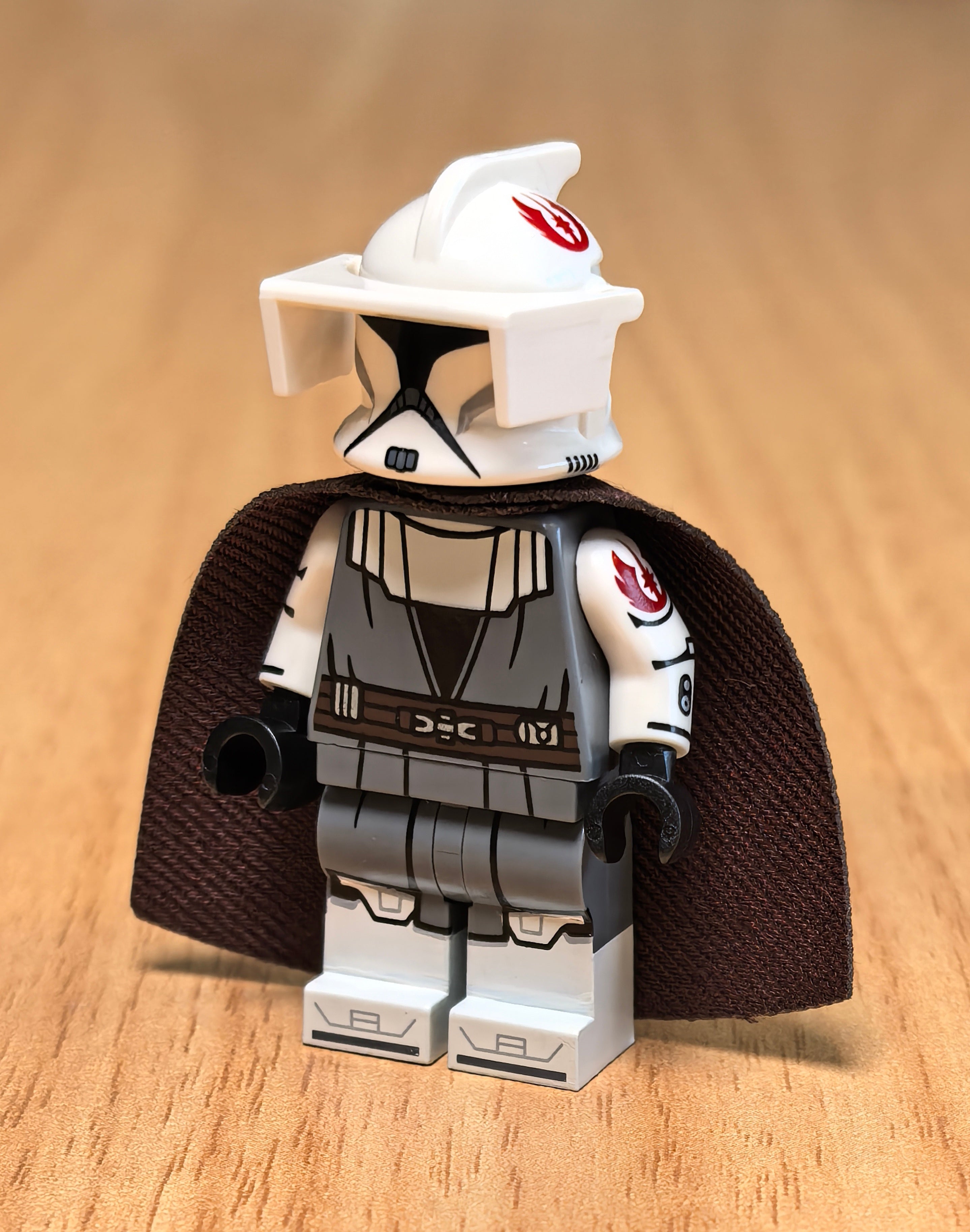 Generic Jedi Commander – Grandpa Clone Customs