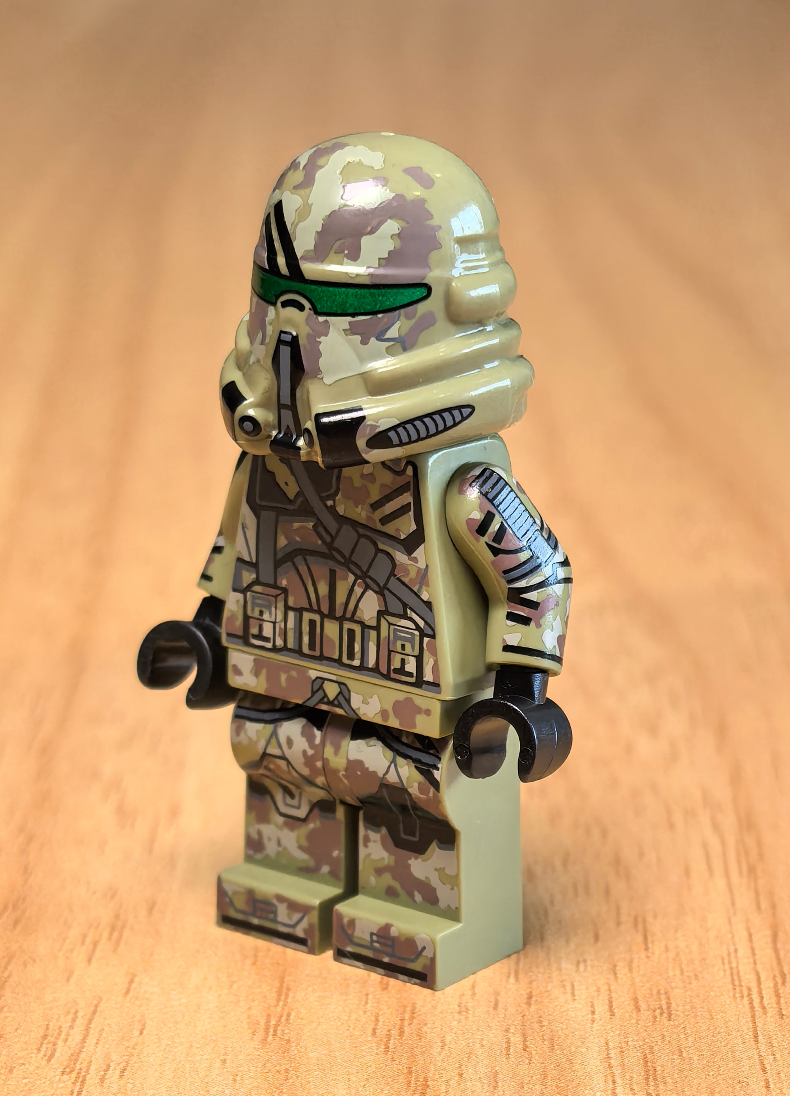 Camo Paratrooper (Replica Helm)