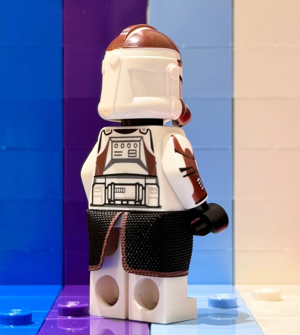 Brown Commander
